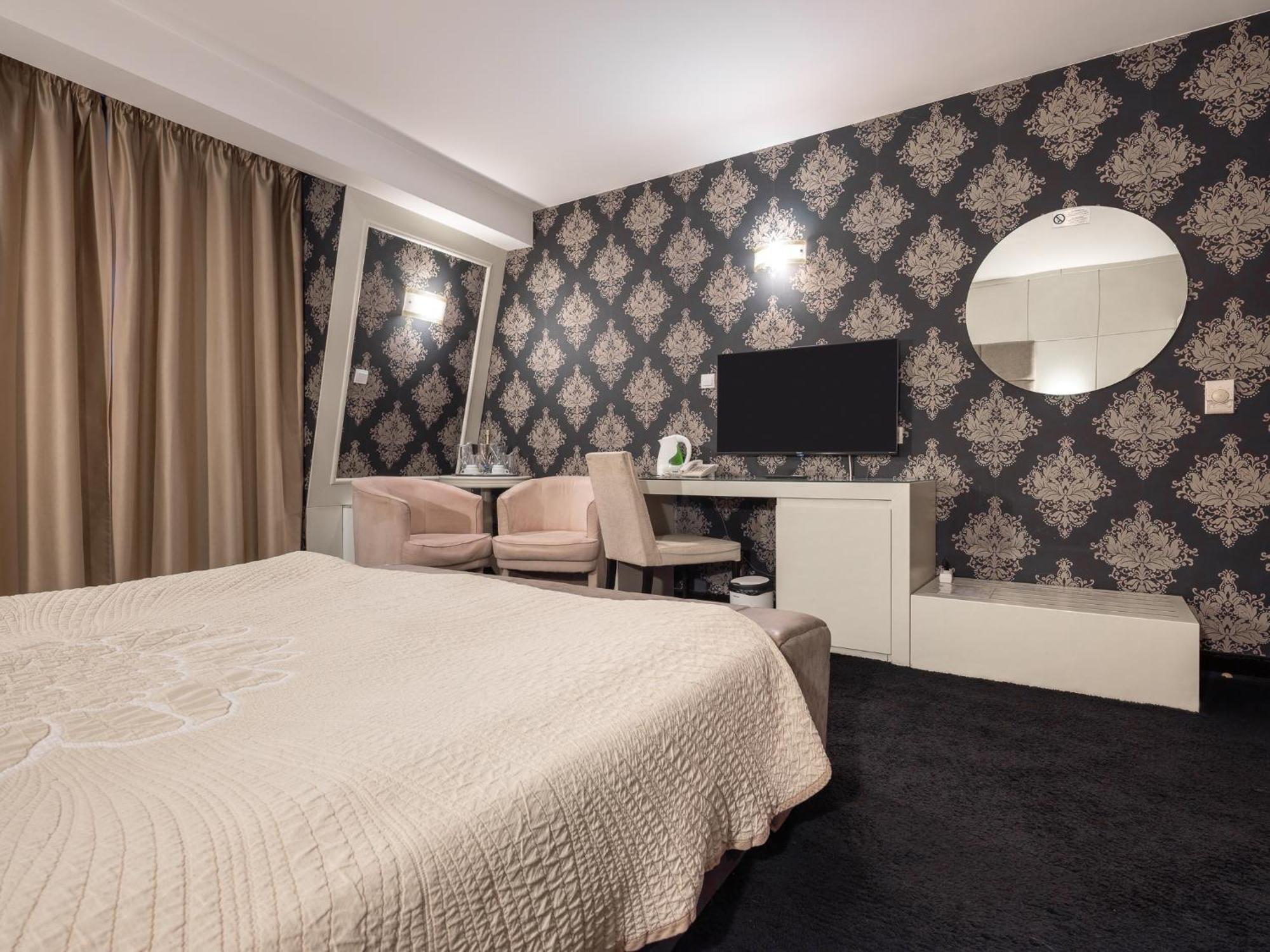 Hotel Concorde Veliko Tarnovo Extérieur photo