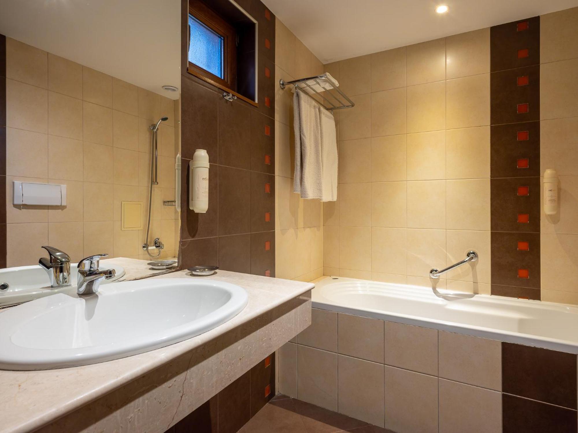 Hotel Concorde Veliko Tarnovo Extérieur photo