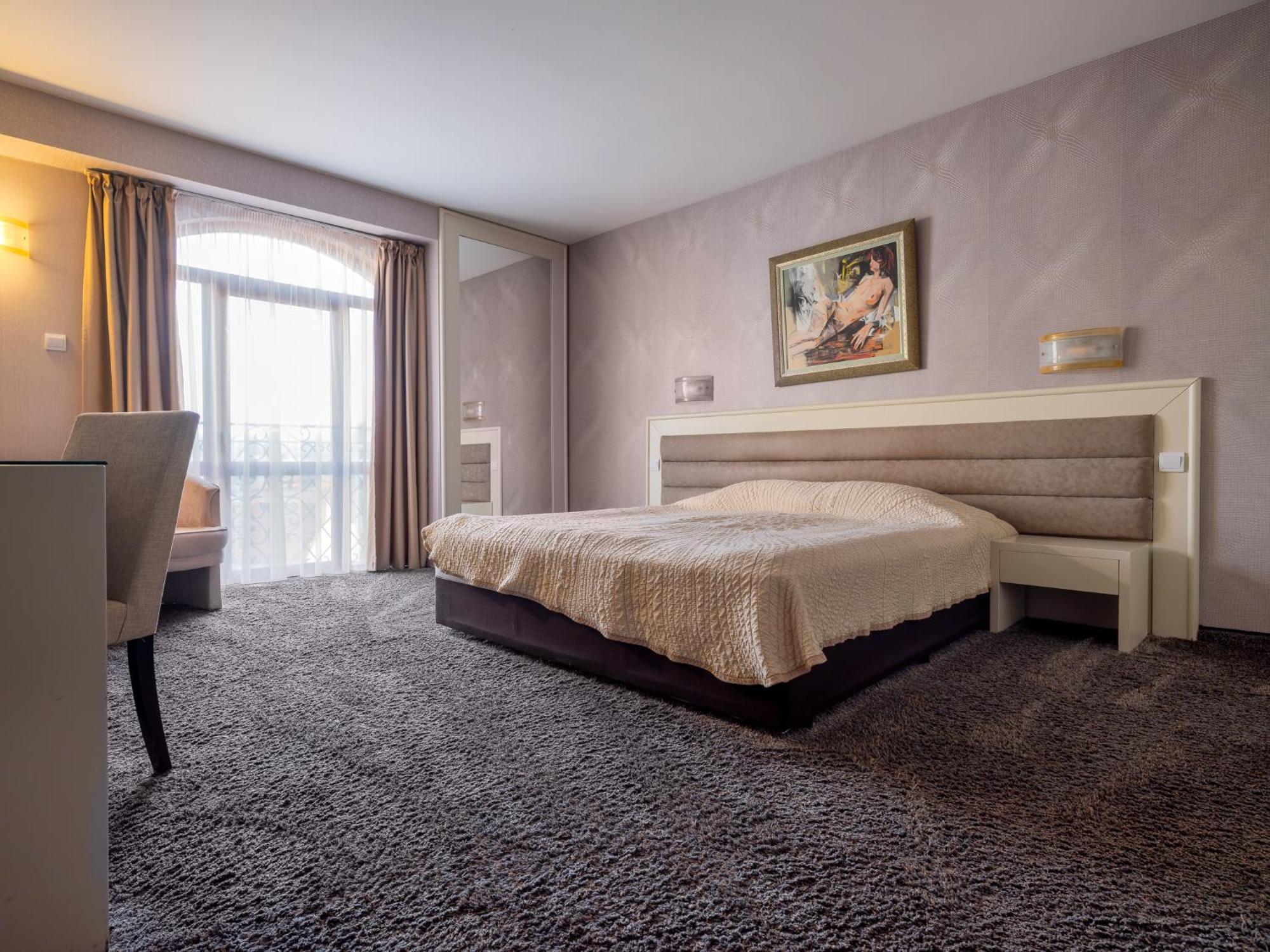 Hotel Concorde Veliko Tarnovo Extérieur photo